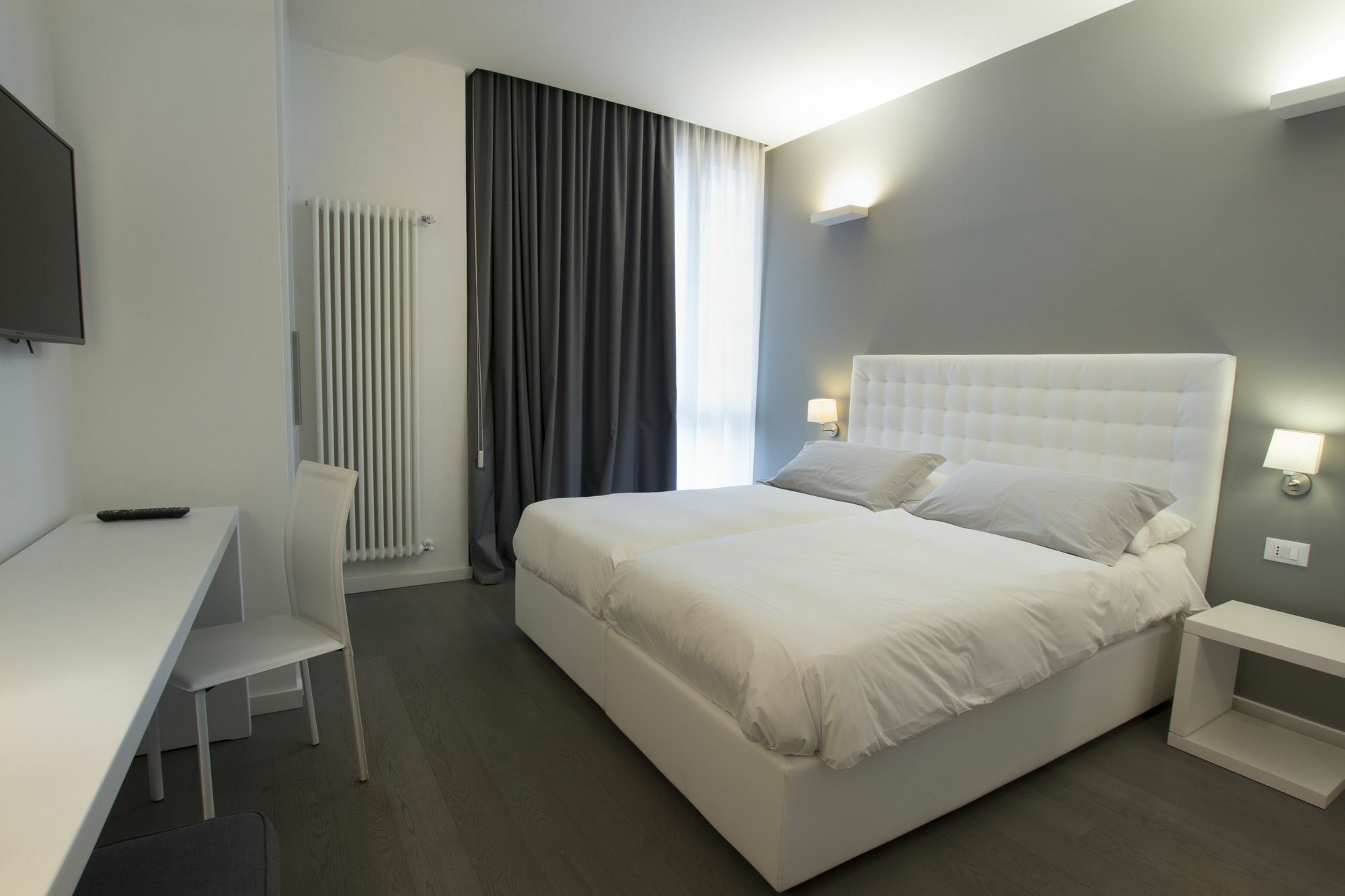 Hotel Midnight In Genova Exterior foto